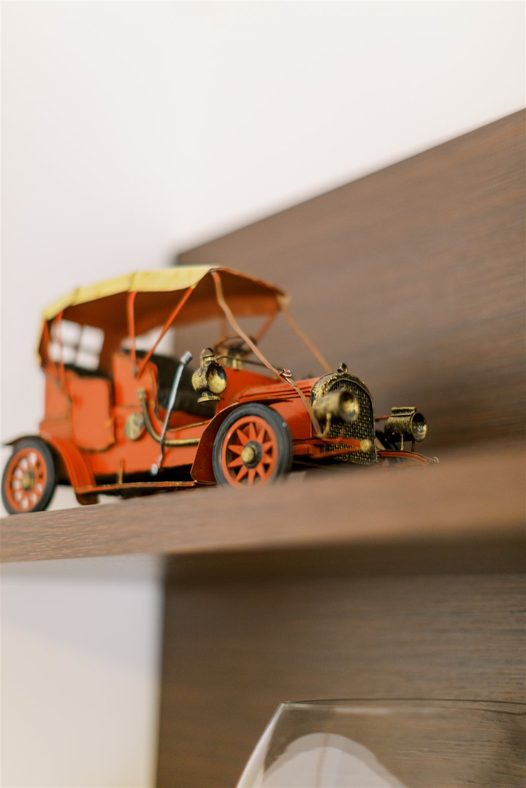 Decorative detail at Gaia Apartment